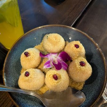 Artha -The Indian Bistro - Indian Near Me - Kirkland, Washington