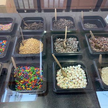 Golden Spoon - More toppings - Ice Cream & Frozen Yogurt Near Me - San Diego, California Golden Spoon - More toppings - Ice Cream & Frozen Yogurt Near Me - San Diego, California