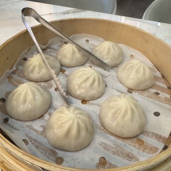 Supreme Dumplings - Supreme Pork Xiao Long Bao (8) - Shanghainese Near Me - Bellevue, Washington