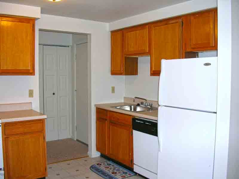 WINDSOR PLACE APARTMENTS Updated August 2024 16 Photos 5607 Bear