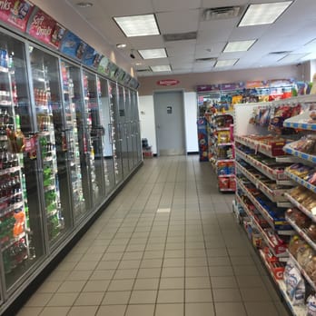 Speedway - Speedway of Bellingham -- 199 Hartford Avenue / Route 126, Bellingham              Interior - Gas Stations Near Me - Bellingham, Massachusetts