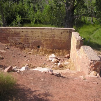 Pine Creek Canyon - The foundation of the Wilson Homestead. - Hiking Near Me - Las Vegas, Nevada Pine Creek Canyon - The foundation of the Wilson Homestead. - Hiking Near Me - Las Vegas, Nevada