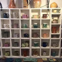 3rd Street Potters - Mug wall