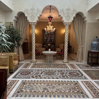 Hotel Villa & Palazzo Aminta - 1 of many decorative lobby / waiting areas on 1st floor! - Hotels Near Me - Stresa, VB