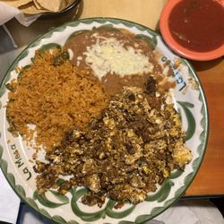 La Mesa Mexican Restaurant - Huevos con chorizo