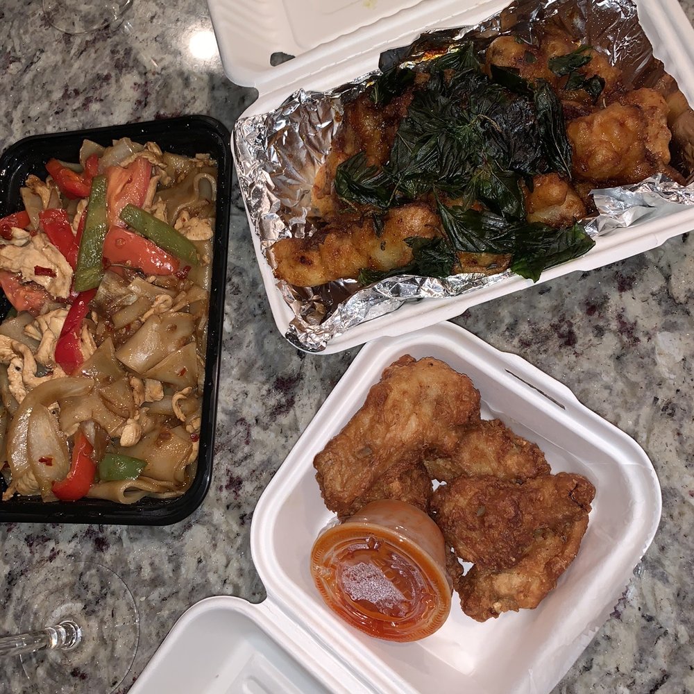 Sanphan Thai Cuisine - 45. Pad Kee Mao (Drunken Noodles), Duck Basil , wings - Thai Near Me - Washington, DC, District of Columbia Sanphan Thai Cuisine - 45. Pad Kee Mao (Drunken Noodles), Duck Basil , wings - Thai Near Me - Washington, DC, District of Columbia