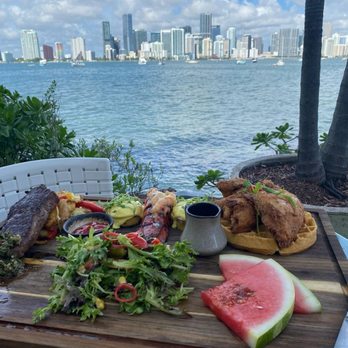 Rusty Pelican - Miami - Seafood Near Me - Key Biscayne, Florida