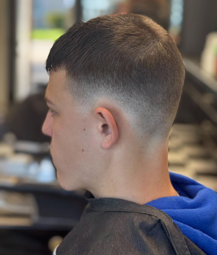 Youngs Barber Shop Logo