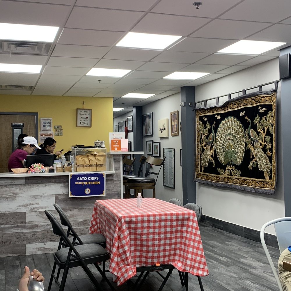 Amayar Kitchen - Seating area - Burmese Near Me - Maywood, New Jersey Amayar Kitchen - Seating area - Burmese Near Me - Maywood, New Jersey
