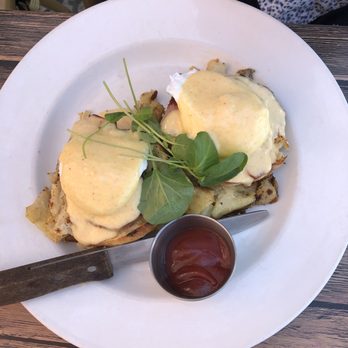 Cody's La Jolla - benedict - Breakfast & Brunch Near Me - La Jolla, California Cody's La Jolla - benedict - Breakfast & Brunch Near Me - La Jolla, California