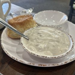 Country Cookin' Diner - Biscuits and gravy