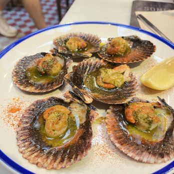 El Portalón - Scallops - Spanish Near Me - Barcelona, B