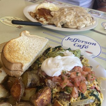 Jefferson Cafe - Manchata and Chicken Fried steak with Biscuits and Gravy - Cafes Near Me - Napa, California Jefferson Cafe - Manchata and Chicken Fried steak with Biscuits and Gravy - Cafes Near Me - Napa, California