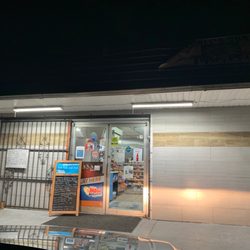Carroll’s Corner Market