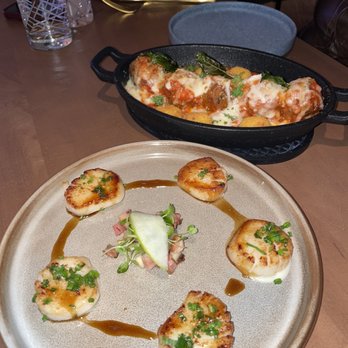 Gordon Ramsay Hell's Kitchen - Pan seared scallops and Wagyu meatballs - Desserts Near Me - Washington, DC, District of Columbia