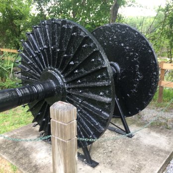 DeLeon Spring State Park - Originally hub of waterwheel. - Parks Near Me - De Leon Springs, Florida DeLeon Spring State Park - Originally hub of waterwheel. - Parks Near Me - De Leon Springs, Florida