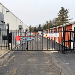 Public Storage
