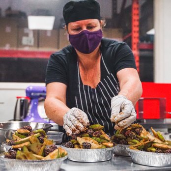 Chef Louise's Catering - Caterers Near Me