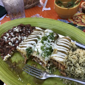 Agua Verde Cafe - Chicken enchiladas suiza - Mexican Near Me - Seattle, Washington