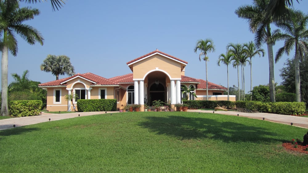 Slide of Rich's Roofing