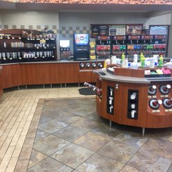 Royal Farms - Very clean location