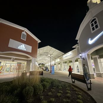 Tanger Outlets - Pittsburgh - Store front, two highly store that most people go to. - Shopping Centers Near Me - Washington, Pennsylvania Tanger Outlets - Pittsburgh - Store front, two highly store that most people go to. - Shopping Centers Near Me - Washington, Pennsylvania