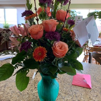 Fitzgerald Flowers - Florists Near Me - La Grande, Oregon