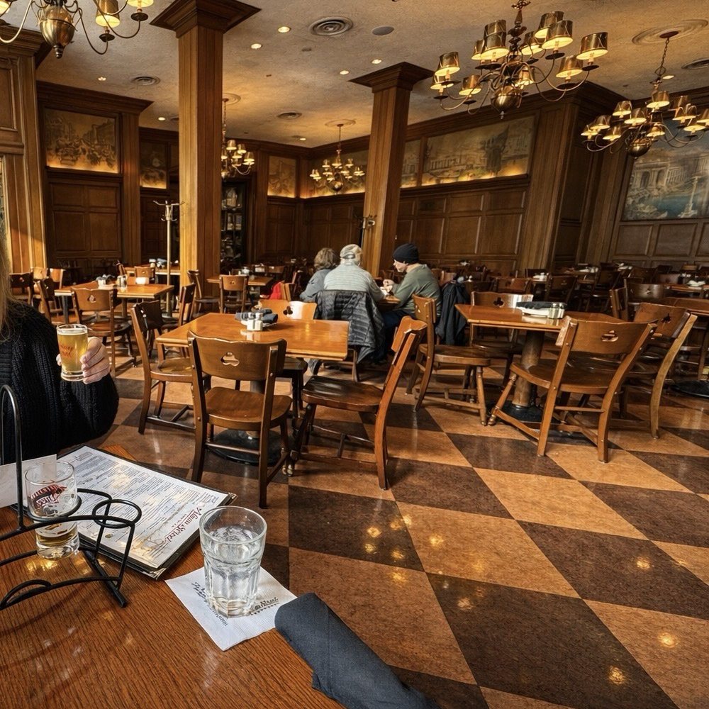 The Berghoff Restaurant - Inside - Bars Near Me - Chicago, Illinois The Berghoff Restaurant - Inside - Bars Near Me - Chicago, Illinois