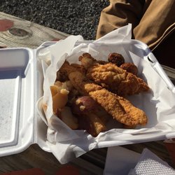 Fish Hut - Fish and chicken combo
