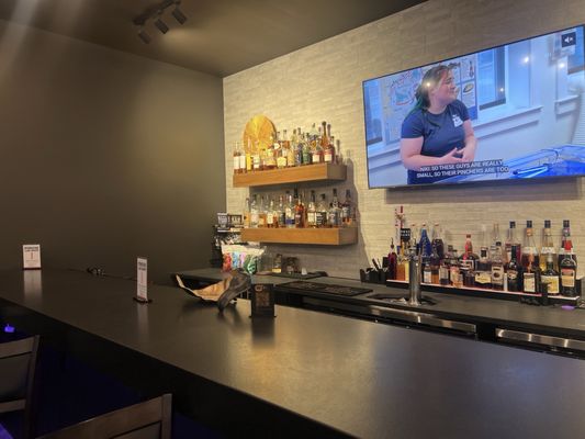 Scissors & Scotch by null