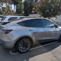 Luxury Tint & Glass Replacement - High quality ceramic material for model y2026