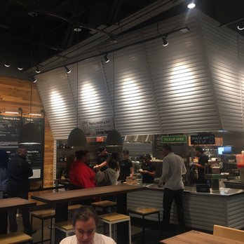 Shake Shack Henderson - Order Line - Burgers Near Me - Henderson, Nevada