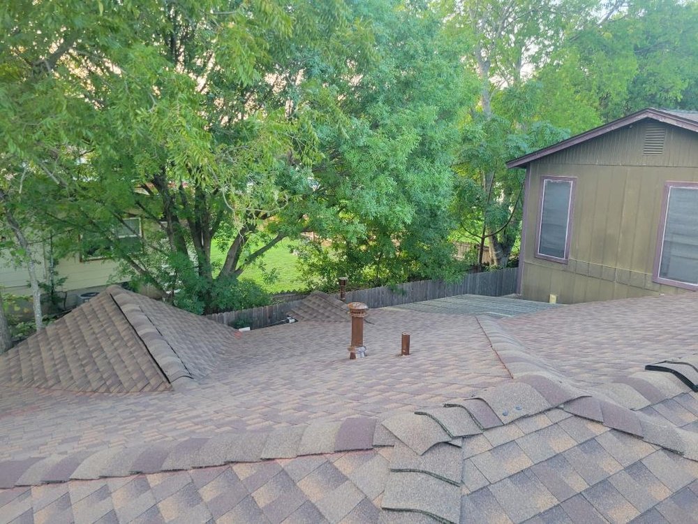 Slide of 3 Rivers Roofing