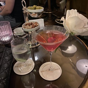Bar Hemingway - Beautiful cocktail and snacks - Cocktail Bars Near Me - Paris, 75