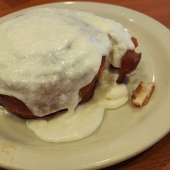Coco's - Cinnamon Roll - American Near Me - Mission Hills, California