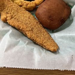 Sami's Southern Kitchen - Gumbo meal