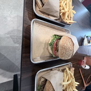 Acme Burger - Acme Burger w/ Fries and Drink Kids Burger w/ Fries and Drink - Burgers Near Me - Middletown, Connecticut Acme Burger - Acme Burger w/ Fries and Drink Kids Burger w/ Fries and Drink - Burgers Near Me - Middletown, Connecticut