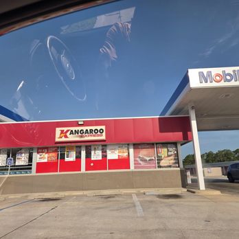 Mobil - Convenience Store beside it - Gas Stations Near Me - ATLANTIC BEACH, Florida Mobil - Convenience Store beside it - Gas Stations Near Me - ATLANTIC BEACH, Florida