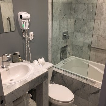 Franklin Guesthouse - Hotels Near Me - Brooklyn, New York