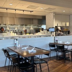 Perk Up Kitchen - Dining area