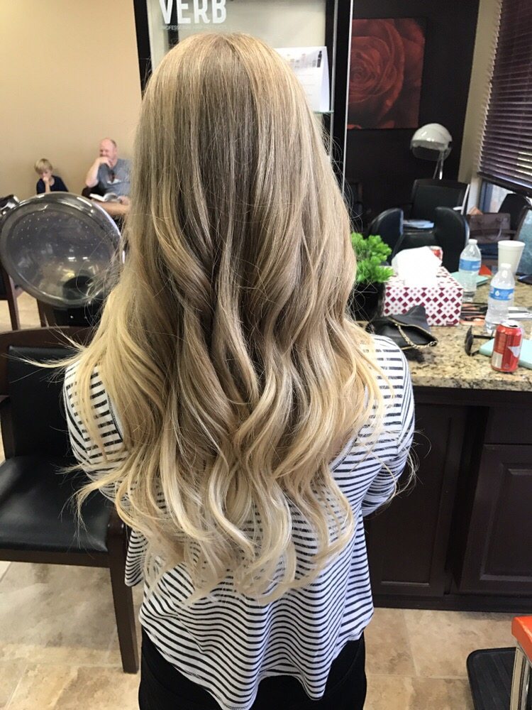 Lauren LeBlanc - Stylist Logo