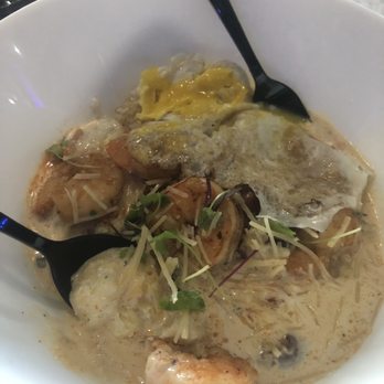 Salt  Bar & Bistro - Shrimp and grits - Bars Near Me - Memphis, Tennessee