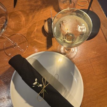 Ossobuco Miami- Steak house - Place setting plus Prosecco - Steakhouses Near Me - Miami, Florida