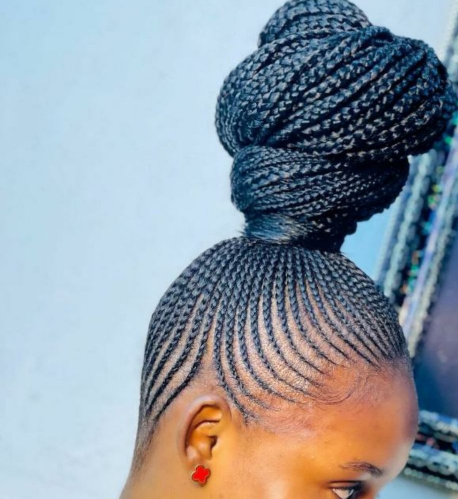 Lorlar african braiding Logo