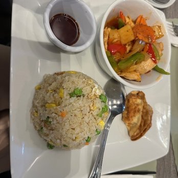 Bangkok Wasabi - Lunch Special Sweet and Sour Chicken with fried rice and dumplings.
Look at the presentation of this dish! - Thai Near Me - Orem, Utah Bangkok Wasabi - Lunch Special Sweet and Sour Chicken with fried rice and dumplings.
Look at the presentation of this dish! - Thai Near Me - Orem, Utah