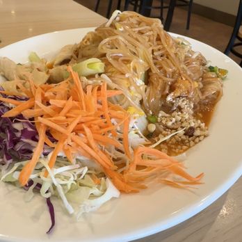 Thai Jasmine - Pad Thai with chicken - Thai Near Me - Tracy, California