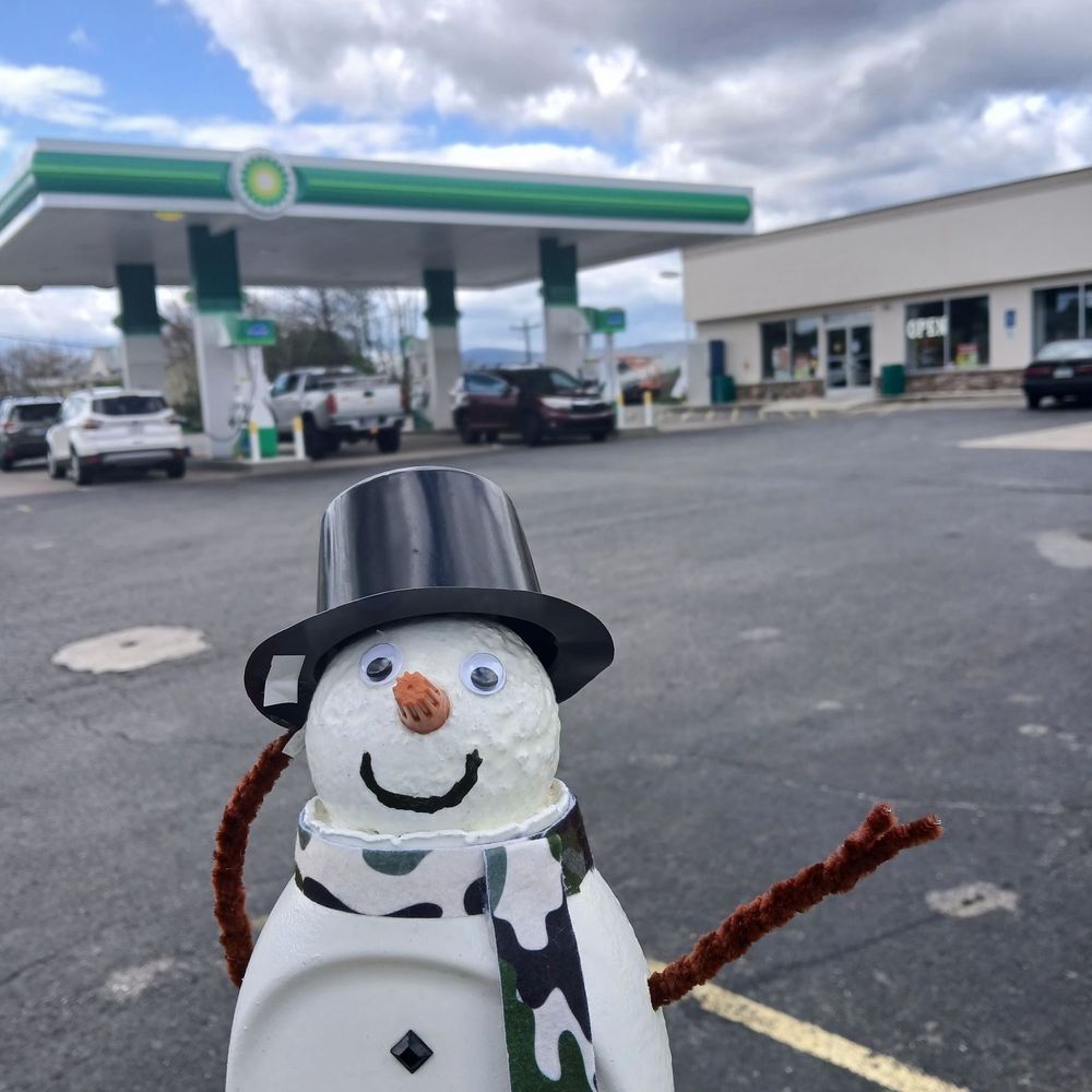bp - Snowman is at BP - Gas Stations Near Me - Natural Bridge, Virginia bp - Snowman is at BP - Gas Stations Near Me - Natural Bridge, Virginia