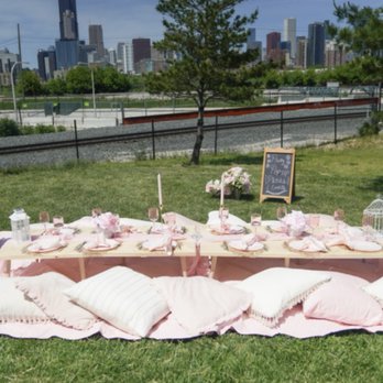 Pretty Popup Picnics & Events - Venues & Event Spaces Near Me - Chicago, Illinois Pretty Popup Picnics & Events - Venues & Event Spaces Near Me - Chicago, Illinois