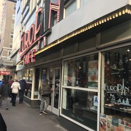 The food is good but the staff gives horrible service. I will never go to this cafe again. Especially the guy behind the paninis.