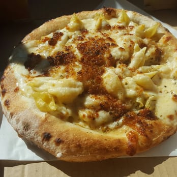 Custom Pie and Bar - Valentine Special Mac and Cheese! DIVINE!! - Pizza Near Me - Moorpark, California